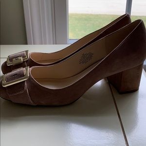 Nine West Tan Heels- Perfect for work!